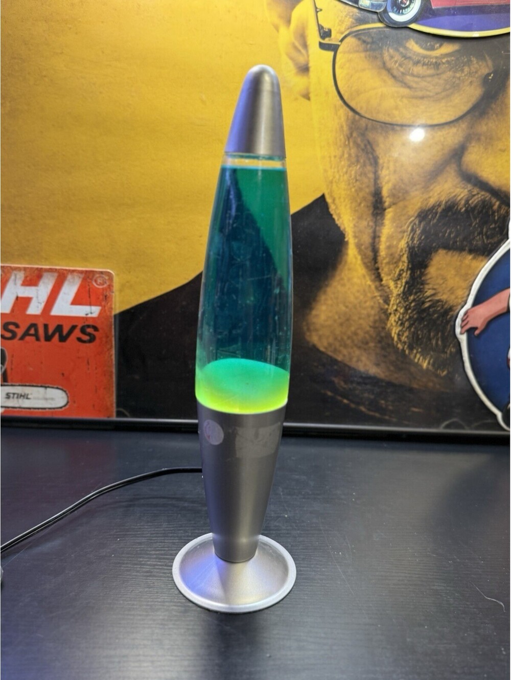 Motion & Glitter KM-1031 Lava Lamp Blue Green Wax Silver Base 16โ